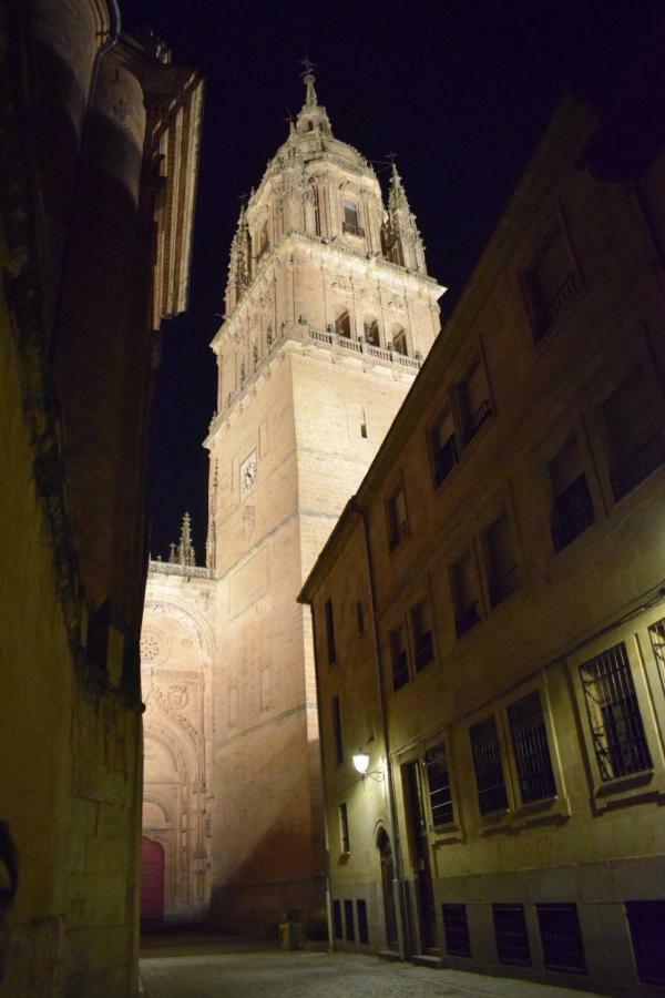 Central Salamanca Apartment Buitenkant foto